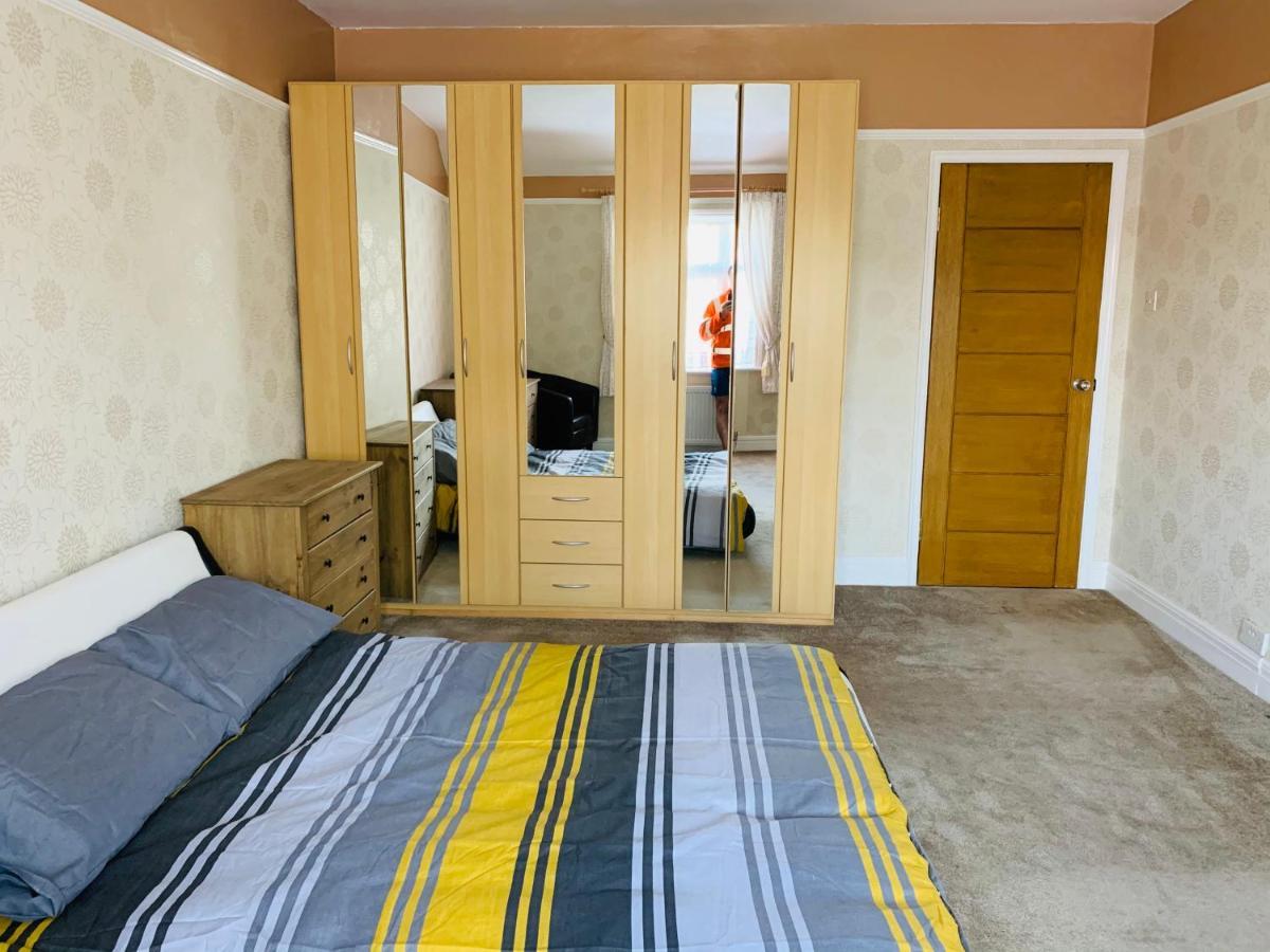 Hereward Guest House Уисбийч Екстериор снимка