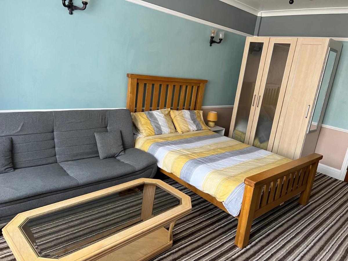 Hereward Guest House Уисбийч Екстериор снимка